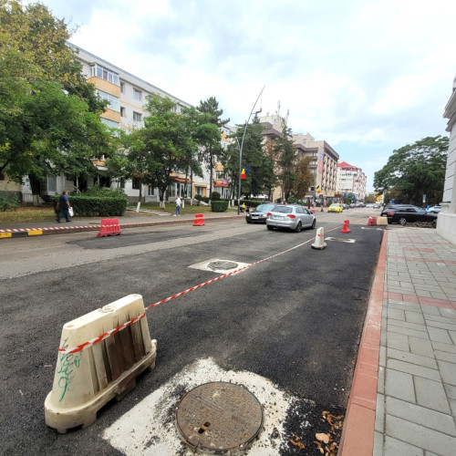 Circulația blocată pe strada Cuza Vodă din Botoșani