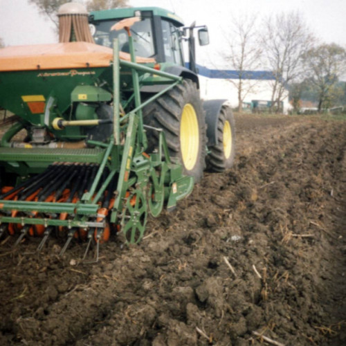 Sprijin pentru producătorii agricoli prin programul Rabla pentru tractoare