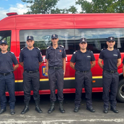 Pompierii români participă la misiuni de stingere a incendiilor în Grecia