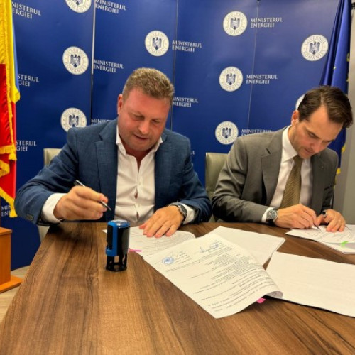 Contract de finanțare semnat pentru un proiect de energie solară în Adunatii Copaceni