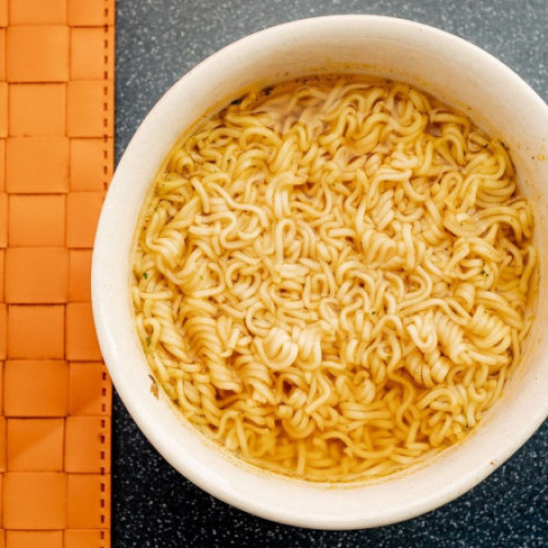 O japoneză frugală a cumpărat trei case și a deschis o cafenea pentru pisici