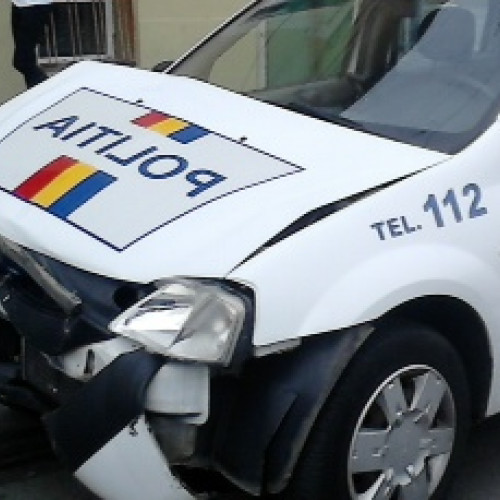 Accident rutier în localitatea Viziru: O autospecială de poliție s-a răsturnat
