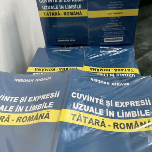 Lucrarea "Cuvinte și expresii uzuale în limbile tătară-română" publicată pentru promovarea identității etnice