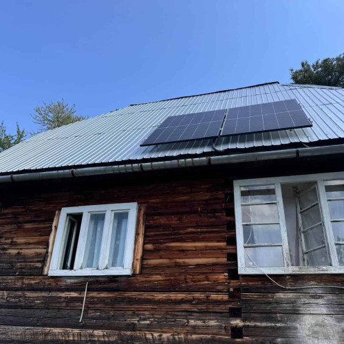 Energie electrică pentru case izolate din Munții Apuseni