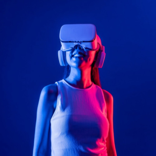 O școală privată din Londra introduce prima sală de clasă cu predare prin inteligență artificială