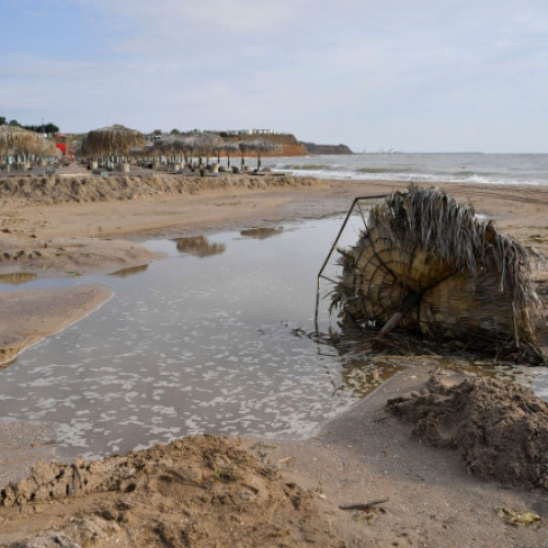 Dezastru în sudul litoralului după inundații