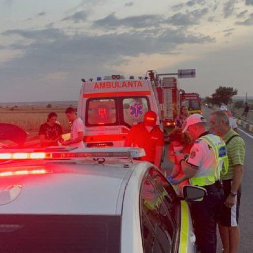 Accident rutier cu trei mașini la Botoșani: trei victime, inclusiv un minor
