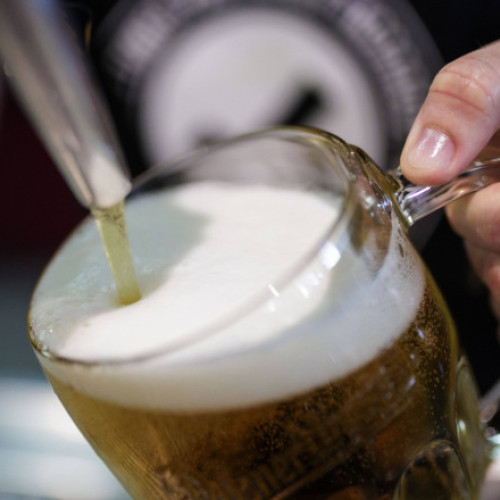 Tinerii din Generația Z consumă mai puțin alcool ca niciodată