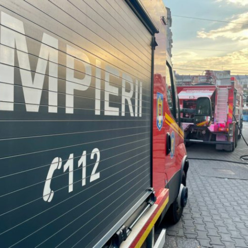 Incendiu devastator în Piața Centrală din Botoșani