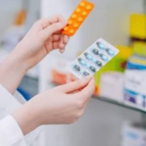 Prima farmacie clinică din România s-a deschis în București