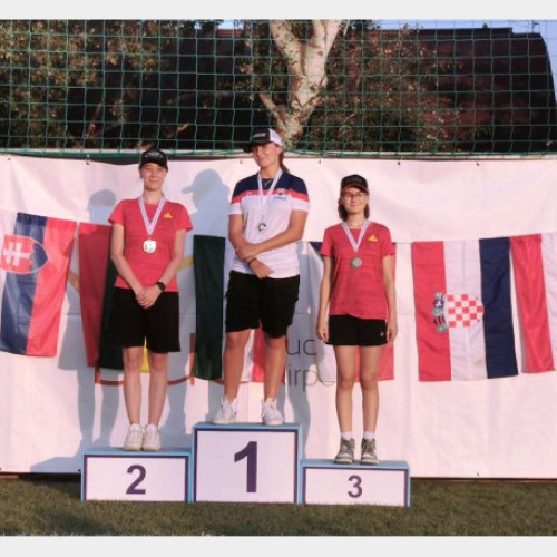 Două medalii europene pentru arcașele de la CS Crisul Oradea