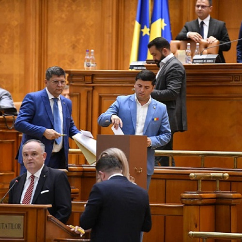 Peste 3 milioane de pensionari vor beneficia de majorarea plafonului pentru pensii neimpozabile