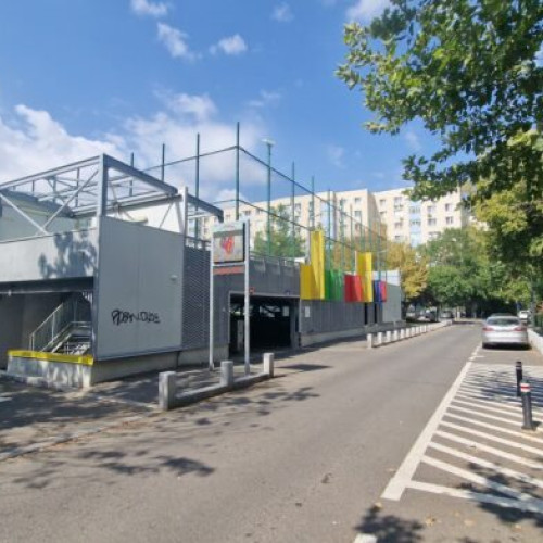 Primăria Sectorului 4 a amenajat o parcare supraterană pe strada Tulnici