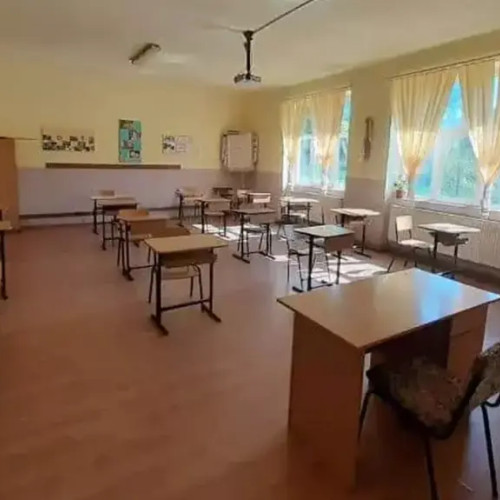 Anul școlar 2024-2025 începe fără autorizatie sanitară pentru 25 de școli din județul Iași