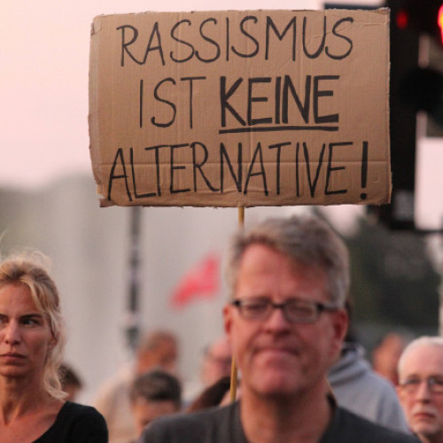 Supraviețuitorii Holocaustului, șocați de ascensiunea extremei dreapta în Germania