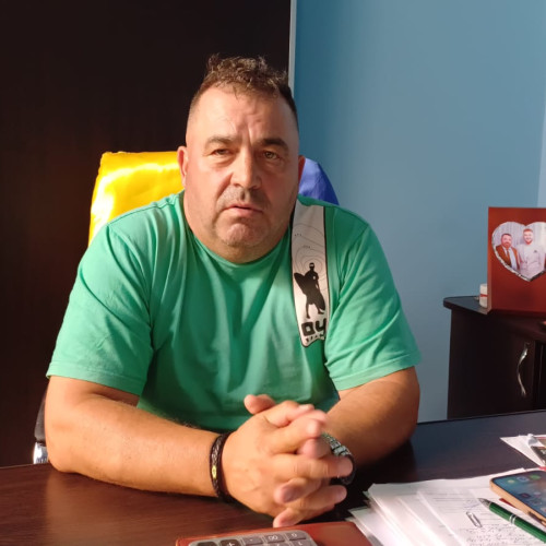 Primăria din Păltiniș acordă ajutoare financiare elevilor defavorizați pentru rechizite și haine