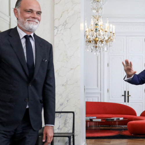 Edouard Philippe își anunță candidatura, provocând frustrare în rândul aliaților lui Macron