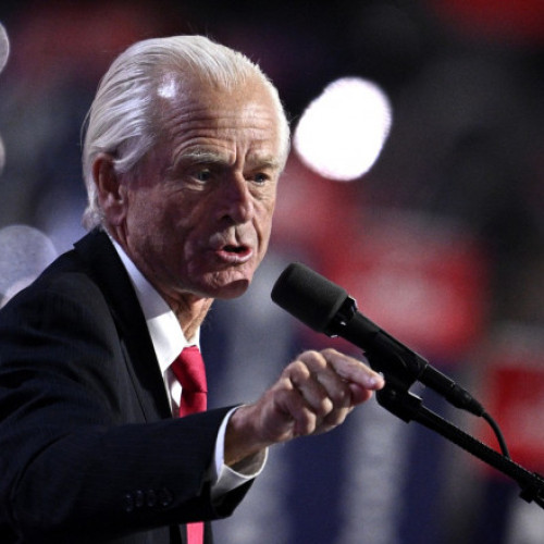 Fost consilier al lui Trump, Peter Navarro, îndeamnă experții Fox News să nu o numească pe Kamala Harris doar cu prenumele