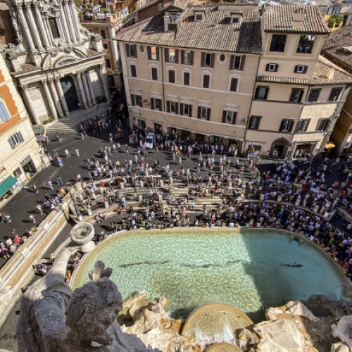 Primăria Romei ia în considerare introducerea unei taxe de acces la Fontana di Trevi