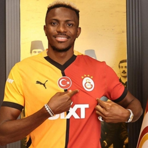 Galatasaray Istanbul îl împrumută pe atacantul Victor Osimhen de la Napoli