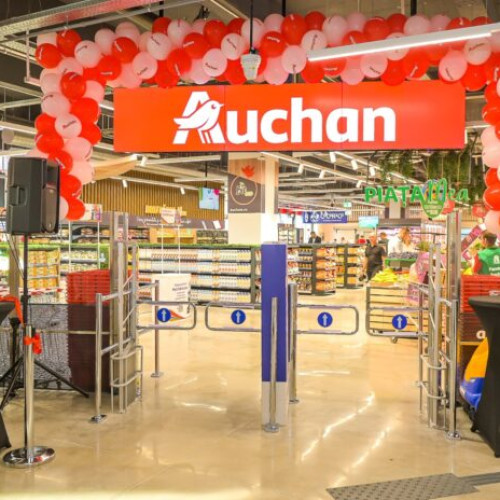 Deschiderea supermarketului Auchan Exigent Plaza în Sectorul 6