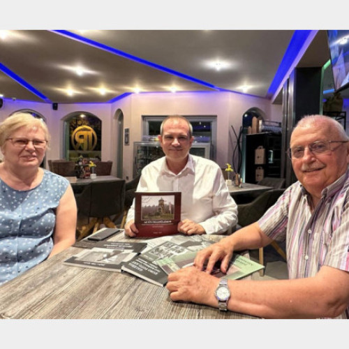 Președintele Asociației Internaționale "Euro Foto Art" se întâlnește cu noul primar din Szarvas