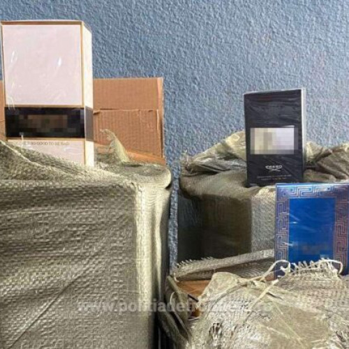 Captură impresionantă de parfumuri contrafăcute la Punctul de Trecere a Frontierei Bechet