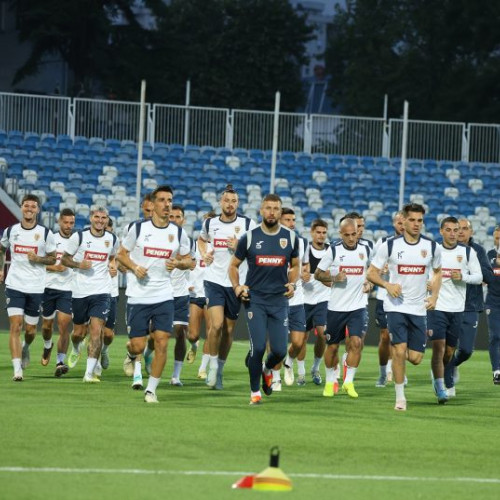 Mircea Lucescu aduce victoria tricolorilor în prima etapă din UEFA Nations League