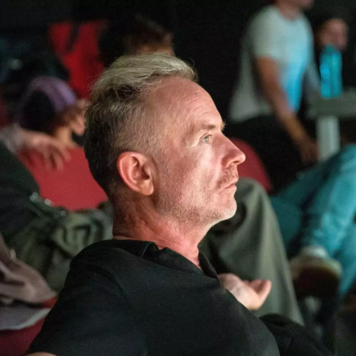 Actorii selectați vor interpreta personaje importante în spectacol