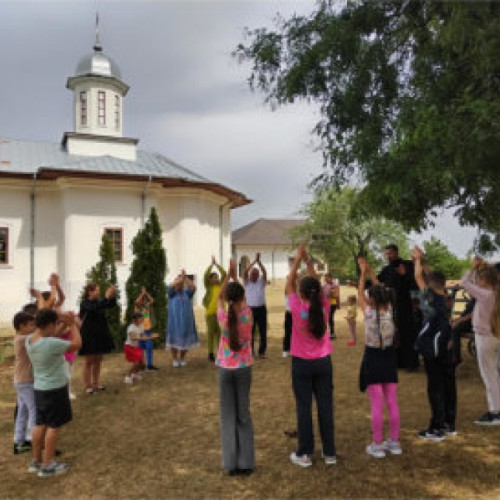 25 de copii din Măcișeni vizitează Mănăstirea Adam în cadrul programului "Vacanța din pridvorul Bisericii"