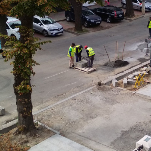 Schimbări misterioase pe strada Domneasca: bordurile vechi revin la putere