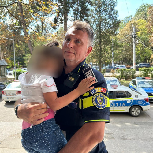 O fetiță de cinci ani s-a pierdut de mama sa în Botoșani