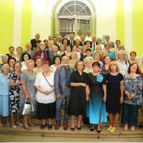 Reuniune emoționantă la Colegiul Național "Emanuil Gojdu" din Oradea