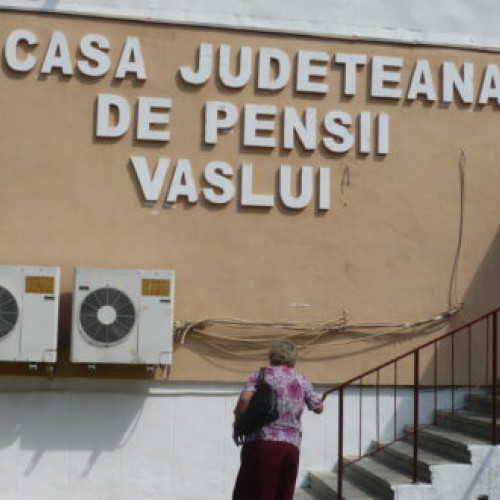 Nemulțumiri în rândul pensionarilor din Vaslui după recalcularea pensiilor