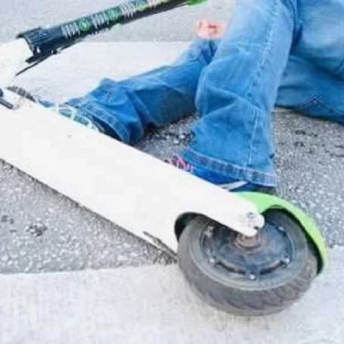 Fetita de 11 ani, in stare critica dupa un accident la joaca