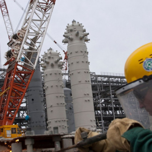 Ministerul Economiei din Rusia îmbunătățește previziunile pentru exporturile de petrol și gaze în 2024