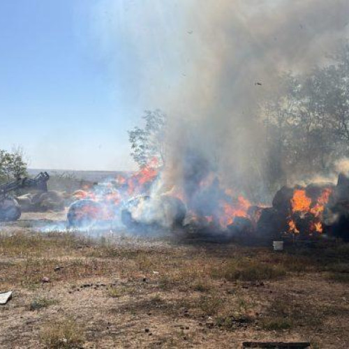 Incendiu puternic în localitatea Miron Costin provocat de o țigară aruncată