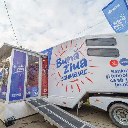 Camionul modular &quot;Buna ziua, Schimbare!&quot; oferă servicii financiare și tehnologice în Cobadin