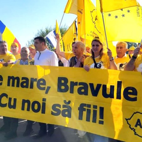 AUR la Sărbătorile de la Tebea: Mesaje de unitate și responsabilitate națională