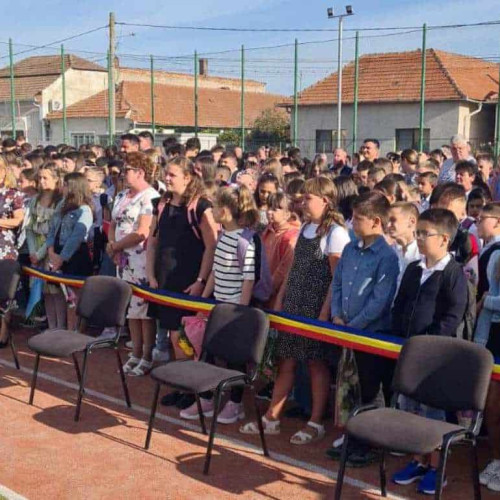 Începerea anului școlar 2024-2025 la Liceul Teoretic Teiuș