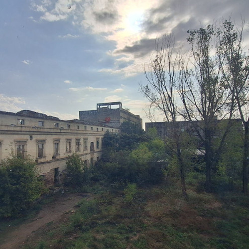 Activele fostei fabrici de țigarete, în curs de vânzare unei renumite berării din Capitală