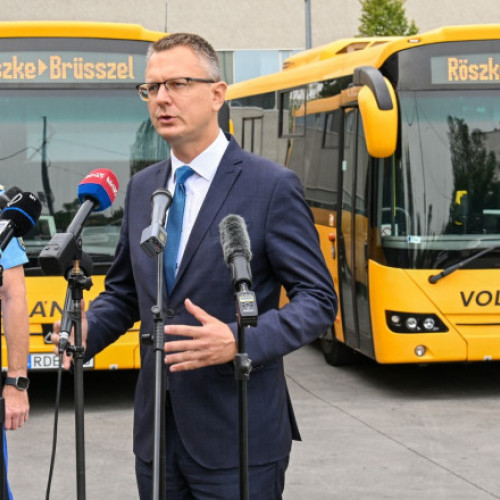 Ungaria trimite autocare pentru solicitanții de azil către Bruxelles, provocând reacții în Belgia