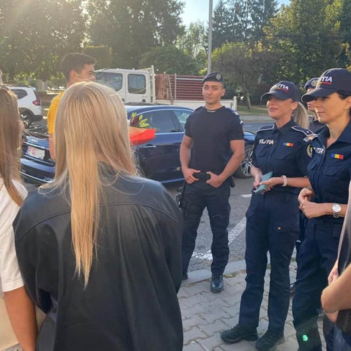 Peste 200 de polițiști din Alba asigură siguranța elevilor la începutul anului școlar