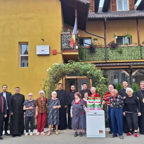 Fundatia "Catedrala Eroilor" din Targoviste a primit o masina de spalat vase