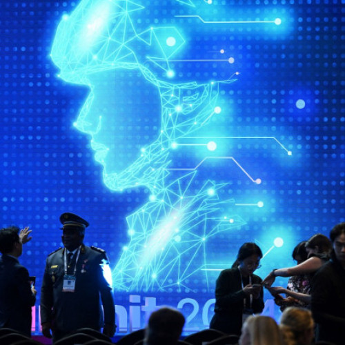 Aproape 60 de țări, inclusiv SUA, au aprobat un plan de acțiune pentru utilizarea responsabilă a inteligenței artificiale în domeniul militar