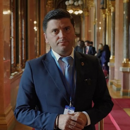 Adrian Cozma reprezintă România la Conferința interparlamentară de la Budapesta