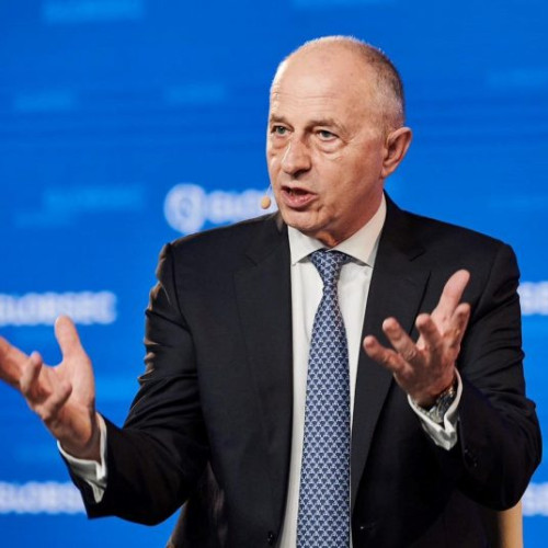 Mircea Geoana anunță candidatură la președinție