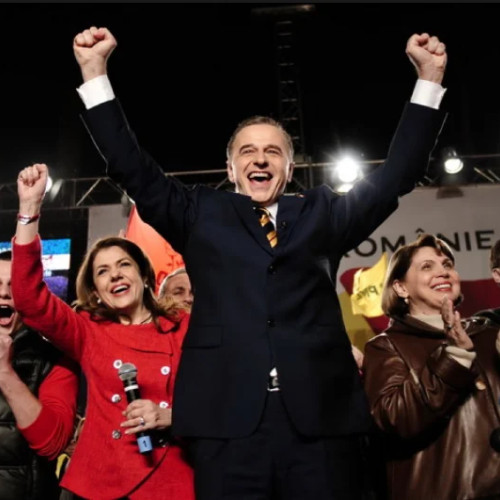 Mircea Geoana anunță candidatura la prezidențiale ca independent