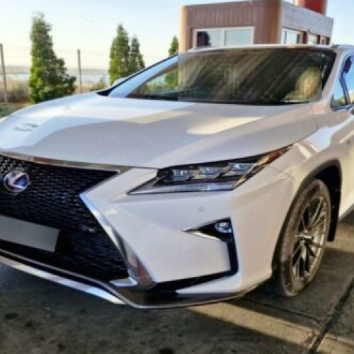 Cercetări la frontieră pentru un bărbat cu mașină neînmatriculată