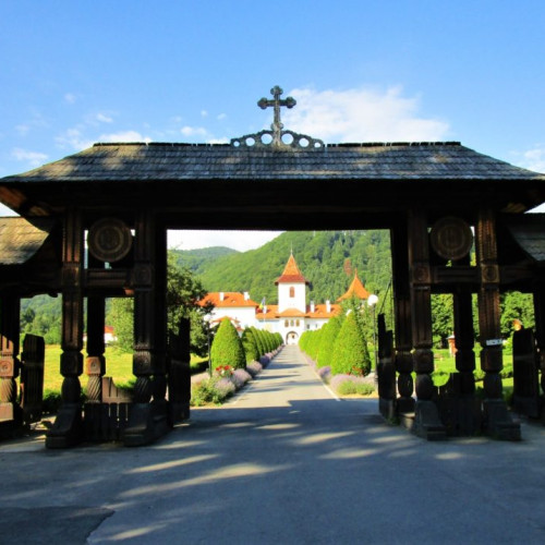 Descoperiri turistice în Țara Făgărașului și Țara Oltului